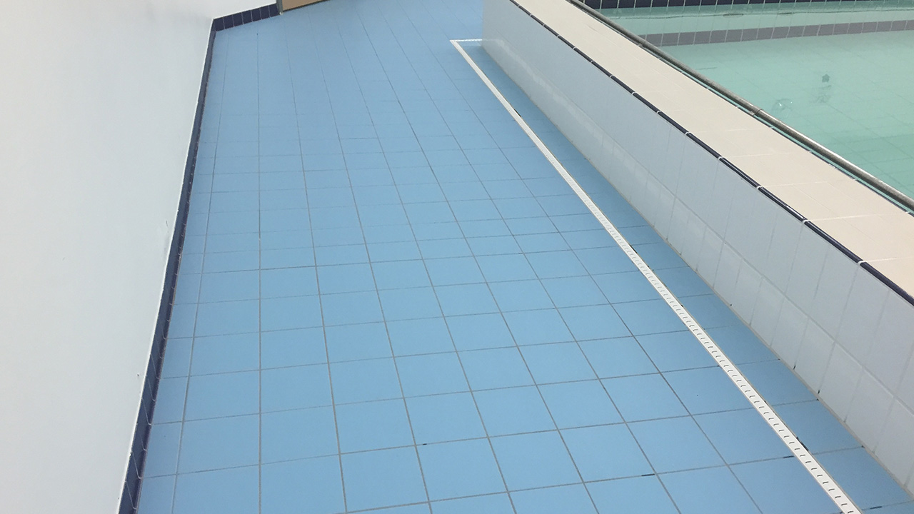 Poolside Deep Clean, Renue UK